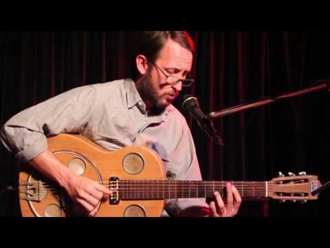 Aaron Bowen - Murder of Crows (live at Lestat's)