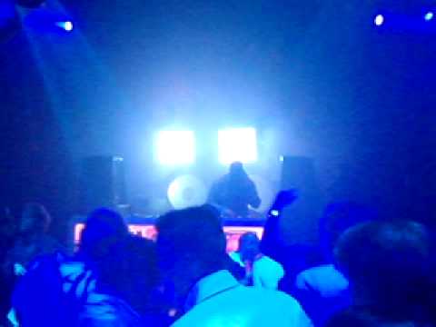 DJ Oliver Twizt live @ SNEAKERZ Panama Amsterdam 12 9 2009 party people maastricht