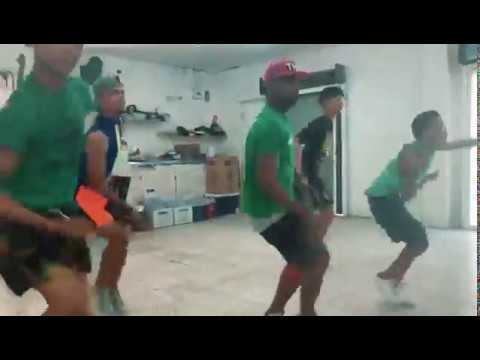 "CELOSO" -  Koffee Cafetero & Martina la Peligrosa - Vive Bailando - Coreografia