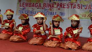 Download lagu Tari Ya Saman Palembang ( Sumatera Selatan) | | TK Albina Ujung Harapan Bekasi mp3