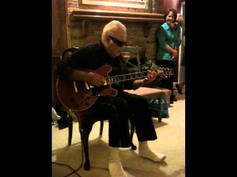 Billy Grammer-Riding Down the Canyon