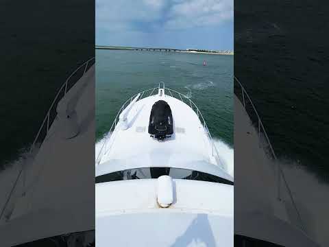 2002 Viking 61