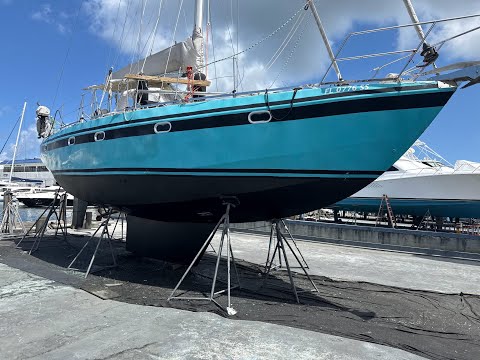 1995 Bruce Roberts 37 Sailboat