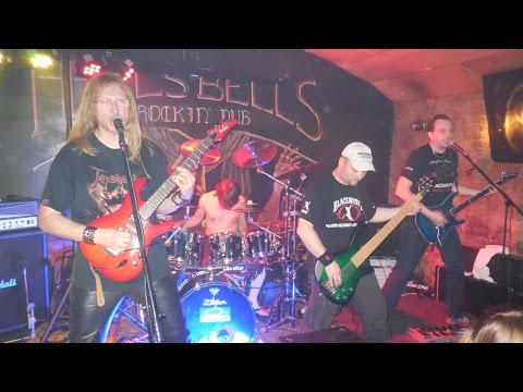 Notorest - Notorest - Startky (live in Prague)