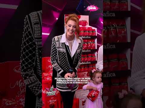 JK uputila Anđeli molbu da skine ogrlicu i košulju, pa Bojani poručila da bi je skinula celu