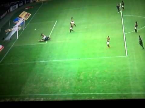 Flamengo 1 x 1 goias gol de erick 08/11/15