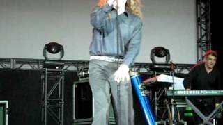 'Weird Al' Yankovic Concert - Let Me Be Your Hog