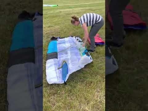 Unboxing APCO AVIATION F3 Größe 22 - Farbe Winter  - Motorschirmtreffen Ballenstedt 2021