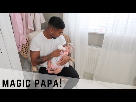 NÉLA KRIJGT LIMITED EDITION SNEAKERS! - VLOG #201 | DWAYNE ZANDVLIET