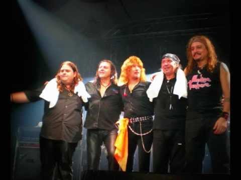 heroes del silencio vs medina azahara