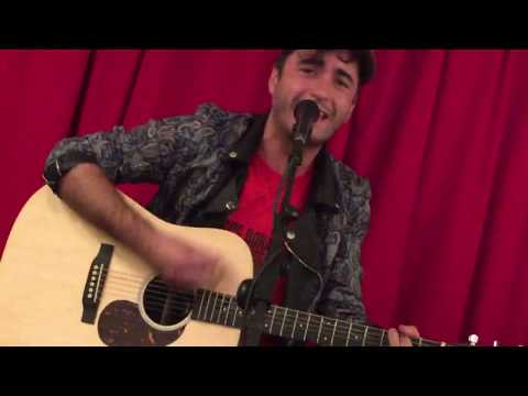 Varry Brava - Flow (Acústico en Málaga)