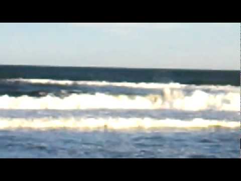 Bodyboarding nas merrecas em Mariluz.avi