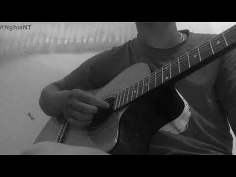 Hoa Nở Không Màu - Hoài Lâm | Zhong Yi Cover Guitar