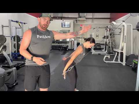 Single Arm Straight Arm Pull Down