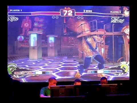 ECL European Console League 2010 - SSF4 - GRAND FINALS - Ryan Hart (Ryu) Vs Starnab (Fei Long) (2/3)