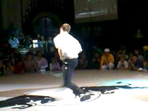 Red Bull BC One Russia Cypher (1/2) Semi Final 2011