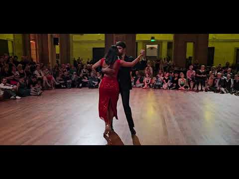 Sebastian Jiminez y Magdalena Valdez no 17th Porto Tango Festival - 3/5. Biagi-Tu Melodía-Vals