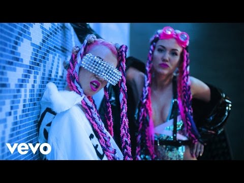 Blonde Electra - Let’s Touch (Official Video) ft. THE HIGHESTER