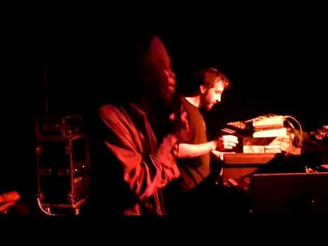 DUB ADDICT feat PILAH & BR JOE PILGRIM @ paradox marseil
