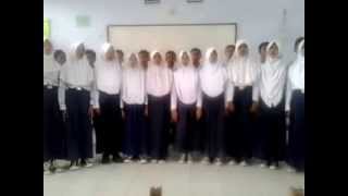 preview picture of video 'Bernyanyi Teknik Unisono  kelas 7 E smpn 2 karang tanjung pandeglang'