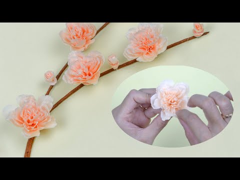Instructions for making simple cherry blossoms with crepe paper