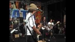 Download lagu rena kadi mengejar badai by ahmad siraja sawer mp3