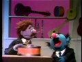Classic Sesame Street Simon Soundman Goes To The Music Store HQ