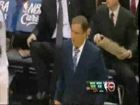 Rajon Rondo Baseline Dunk vs WIzards 12-10-09