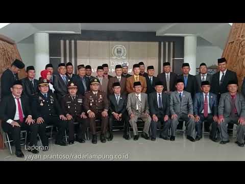 RAPAT PARIPURNA PIDATO KENEGARAAN HUT RI KE 77 DPRD PESIBAR