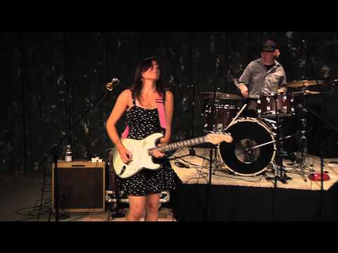 So Many Roads - Lydia Warren with Nick Moss Band - Don Odells Legends.mov