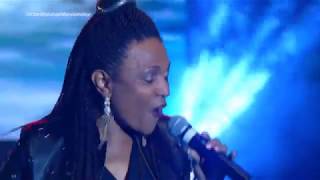 Carlene Davis performing 'Praising God' at Caribbean Love Now Fundraiser