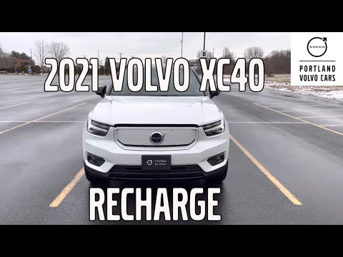 2021 Crystal White Metallic Volvo XC40 P8 Recharge Pure Electric R-Design / Quick tour with Heather