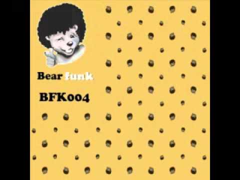 Fuzz Against Junk - Country Clonk