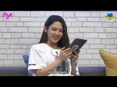 [ENGSUB] 200811 Hyoyeon 효연 (HYO) - Twitter Blueroom