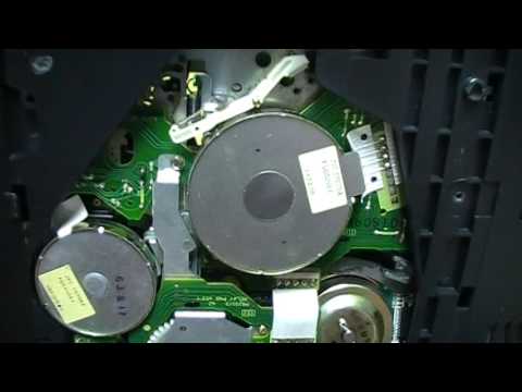 JVC HR-D400U and HR-D142U VCRs