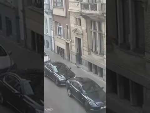 Satmar Rebbe In Antwerp Travels With Heavy Security - Iyar 5777