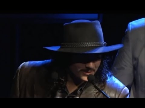 CHOOKA PARKER   Winning the Peoples Choice Award 2012 at the Sydney Opera House