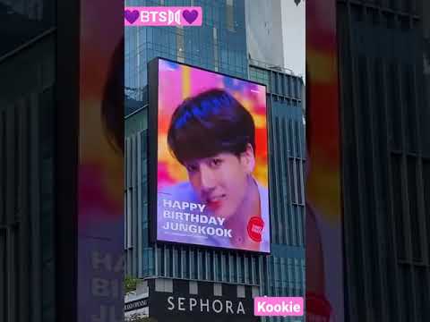 They love jungkook so mchh. Happy birthday kookie 💜 # maknae # shorts # bts shorts