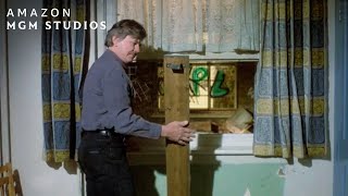 Paul Sets Up A Trap