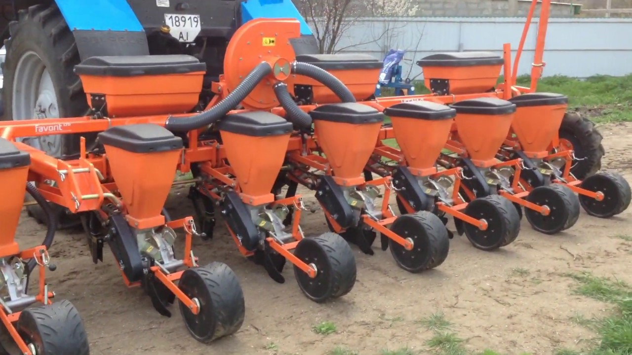 Favorit  Весна-8 пневматическая сеялка (УПС-8)