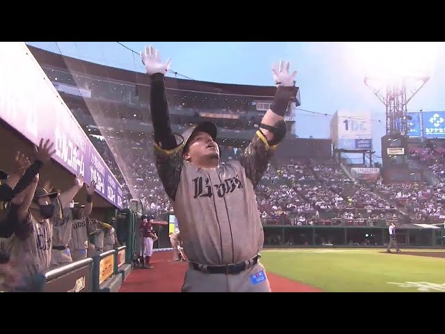 【4回表】レフトスタンドへ一直線!! ライオンズ・山川穂高の今季第35号ソロホームラン!! 2022年8月14日 東北楽天ゴールデンイーグルス 対 埼玉西武ライオンズ