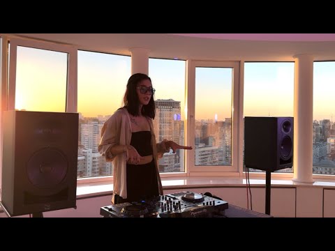 soul house mix | Kyiv, Ukraine - by @lizadzz