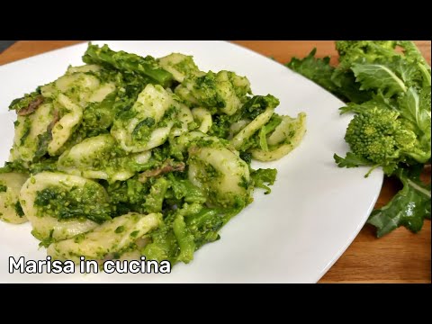ORECCHIETTE E CIME DI RAPA RICETTA PUGLIESE