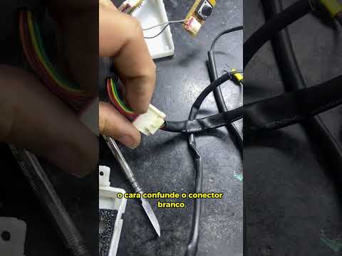 Vídeo: Erro clássico do display de uma LG: 3 causas e 1 solução prática