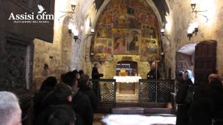 preview picture of video 'Inizio del pellegrinaggio dei Frati di Assisi a Roma'