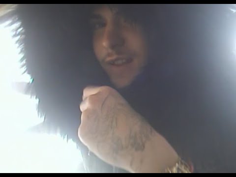 02. El Bugg, Kilvertz - Cariño