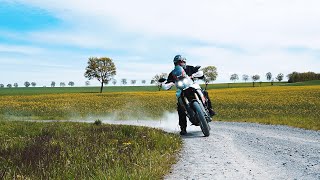 Tenere 700 wings exhaust with vs. without db killer