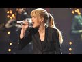 Taylor Swift - White Horse / Back To December (Live on American Music Awards) 4K
