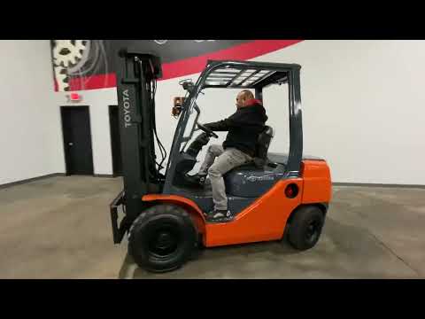 2015 TOYOTA 8FDU25 5000LB DIESEL PNEUMATIC FORKLIFT STK 12514