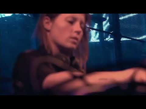 Charlotte De Witte Dropping some acid boom 🖤💥